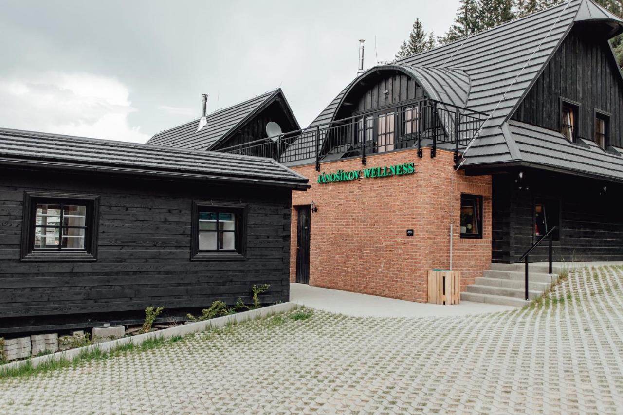 Wellness Rezort Janosikov Dvor Zazriva Exterior photo